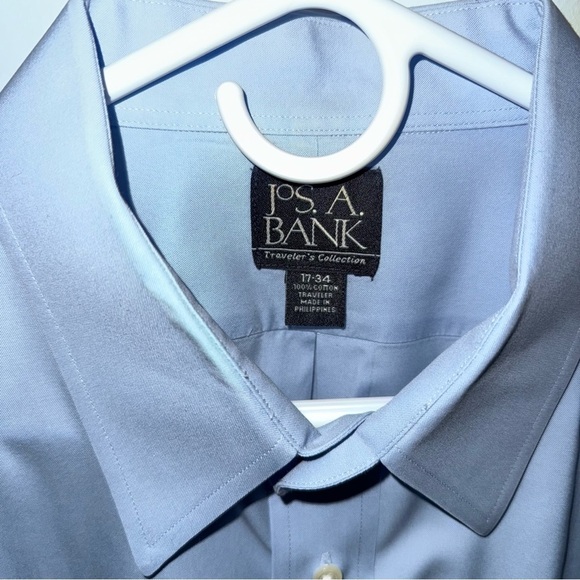 Jos. A. Bank Traveler Traditional Fit Light Blue Dress Shirt (17-34) - Picture 4 of 8